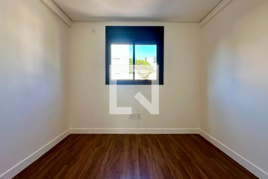 Quarto de apartamento à venda com 3 quartos, 81m² em Nova Suíça, Belo Horizonte