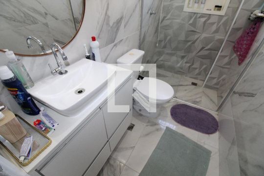 Banheiro da Suíte 1 de casa para alugar com 3 quartos, 100m² em Jardim Satélite, São José dos Campos