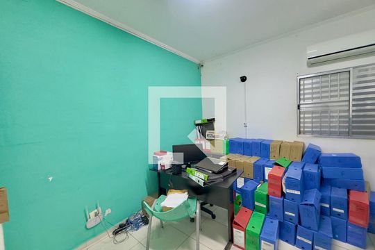 Quarto 1 de casa para alugar com 3 quartos, 200m² em Ponte Grande, Guarulhos