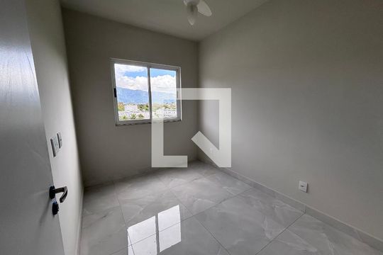 Quarto de kitnet/studio para alugar com 1 quarto, 33m² em Recreio dos Bandeirantes, Rio de Janeiro