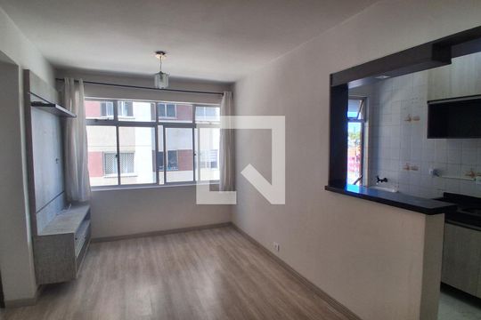Apartamento para alugar com 2 quartos, 50m² em Capão Raso, Curitiba