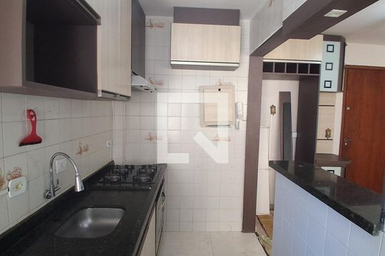 Apartamento para alugar com 2 quartos, 50m² em Capão Raso, Curitiba