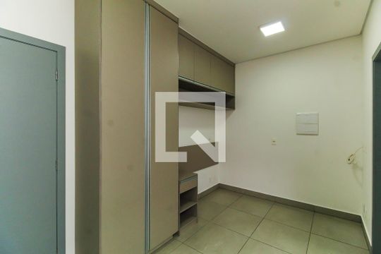 Sala/Quarto de kitnet/studio para alugar com 1 quarto, 19m² em Vila Regente Feijó, São Paulo