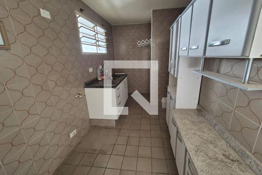 Apartamento para alugar com 1 quarto, 75m² em Vila Itapura, Campinas