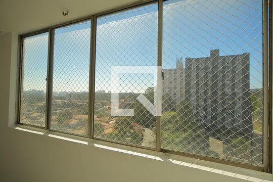 Sala- Vista  de apartamento para alugar com 2 quartos, 100m² em Parque Terra Nova, São Bernardo do Campo
