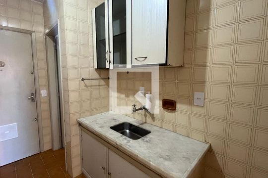 Studio de kitnet/studio para alugar com 1 quarto, 35m² em Centro, Campinas