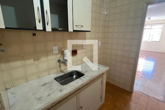 Studio de kitnet/studio para alugar com 1 quarto, 35m² em Centro, Campinas