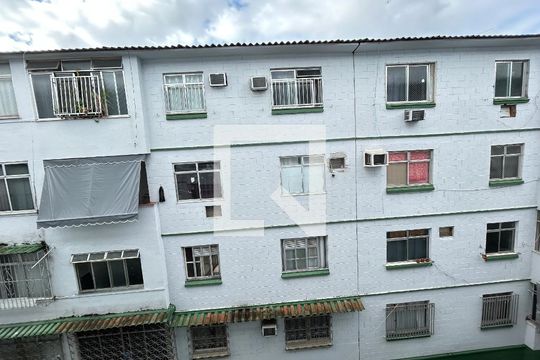Vista da Sala de apartamento para alugar com 3 quartos, 58m² em Quintino Bocaiúva, Rio de Janeiro