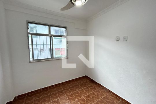 Quarto 1 de apartamento para alugar com 3 quartos, 58m² em Quintino Bocaiúva, Rio de Janeiro