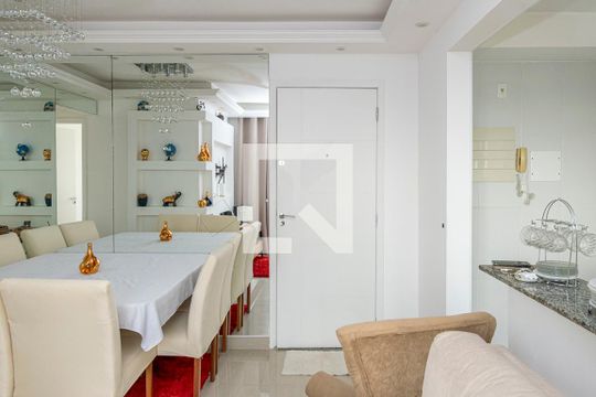 Sala de apartamento para alugar com 2 quartos, 50m² em Madureira, Rio de Janeiro