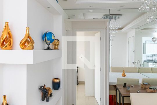 Sala de apartamento para alugar com 2 quartos, 50m² em Madureira, Rio de Janeiro