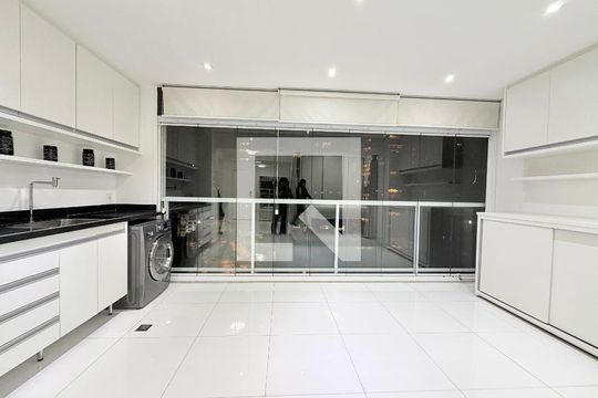 Studio de apartamento para alugar com 1 quarto, 51m² em Vila Gertrudes, São Paulo