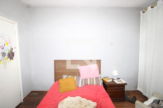 Quarto 1 de casa para alugar com 2 quartos, 100m² em Cidade Líder, São Paulo
