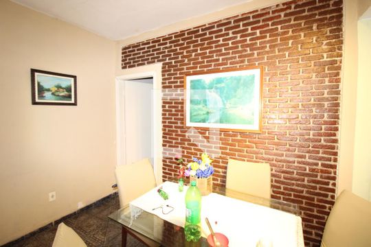 Sala de casa para alugar com 2 quartos, 100m² em Cidade Líder, São Paulo