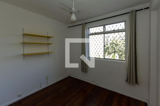 Quarto 1 de apartamento para alugar com 3 quartos, 120m² em Santo Antônio, Belo Horizonte