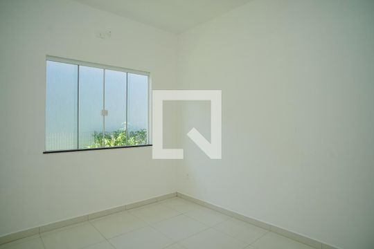 Quarto 1 de casa de condomínio para alugar com 3 quartos, 100m² em Pindobas, Maricá