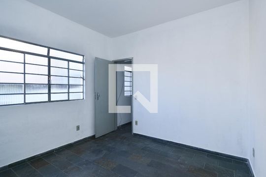 Quarto 1 de casa para alugar com 1 quarto, 50m² em Nova Vista, Belo Horizonte