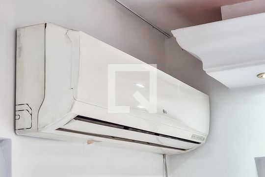 Apartamento à venda com 2 quartos, 91m² em Olaria, Rio de Janeiro