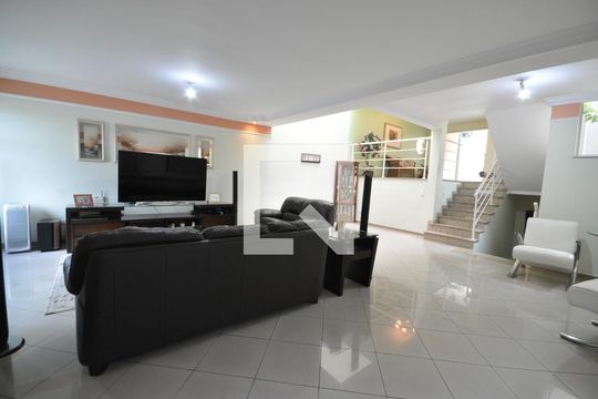 Sala de casa para alugar com 4 quartos, 370m² em Tucuruvi, São Paulo