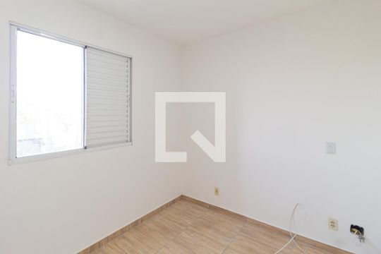 Quarto 2 de apartamento para alugar com 2 quartos, 55m² em Padroeira, Osasco