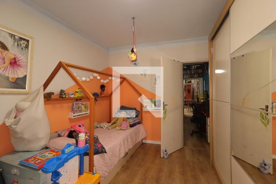 Quarto 2 de casa à venda com 2 quartos, 88m² em Utinga, Santo André