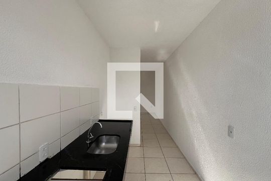 Cozinha de apartamento à venda com 2 quartos, 43m² em Arvoredo Ii, Contagem
