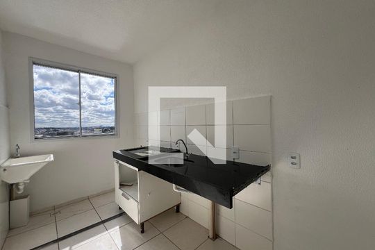 Cozinha e Área de Serviço de apartamento à venda com 2 quartos, 43m² em Arvoredo Ii, Contagem