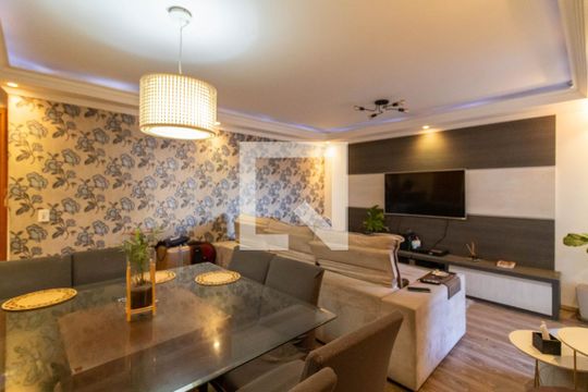 Sala de apartamento à venda com 3 quartos, 75m² em Jardim Nova Taboao, Guarulhos