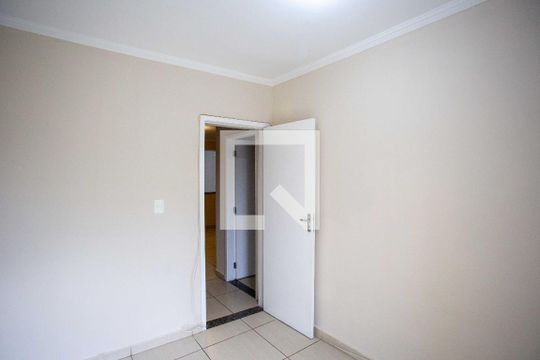 Quarto 1 de apartamento para alugar com 2 quartos, 50m² em Vila Nogueira, Diadema