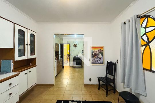Sala/Quarto  de casa para alugar com 1 quarto, 55m² em Jardim Borborema, São Bernardo do Campo
