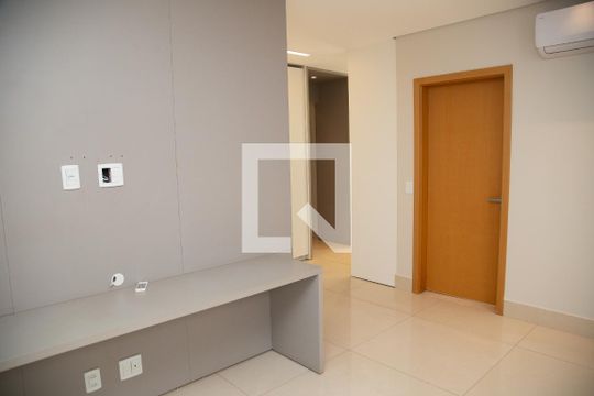 Corredor de apartamento para alugar com 3 quartos, 570m² em Setor Marista, Goiânia
