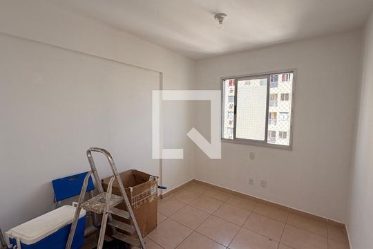 Quarto 2 de apartamento para alugar com 3 quartos, 65m² em Vila Alzira, Aparecida de Goiânia