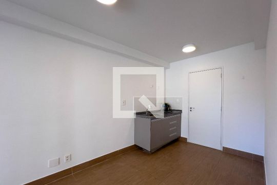 Sala e cozinha de apartamento à venda com 1 quarto, 33m² em Vila Mariana, São Paulo