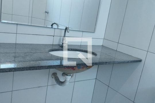 Banheiro de apartamento à venda com 3 quartos, 73m² em Silveira, Belo Horizonte
