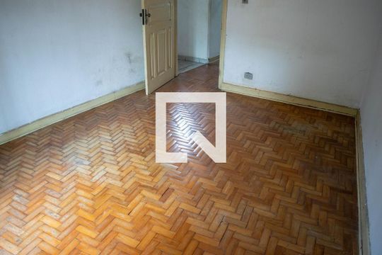 Casa à venda com 4 quartos, 100m² em Cidade Mãe do Céu, São Paulo