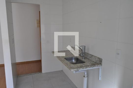 Apartamento à venda com 2 quartos, 44m² em Encantado, Rio de Janeiro