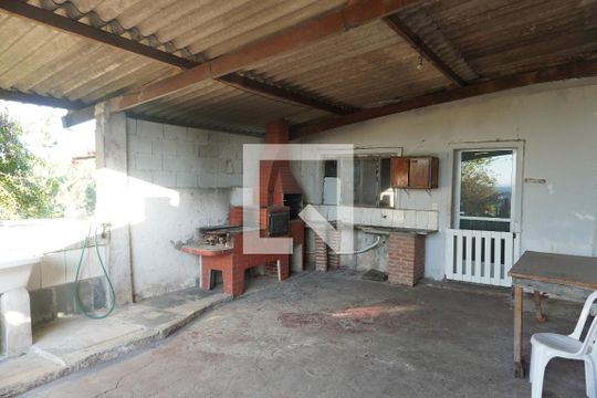 Casa para alugar com 2 quartos, 150m² em Parque Mirante de Santana, Barueri