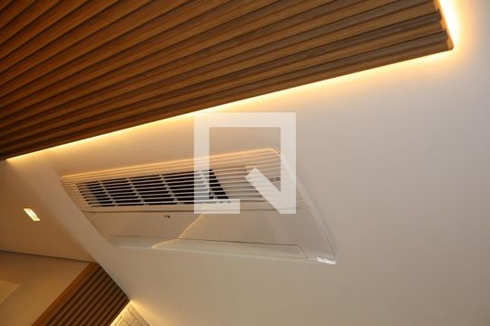 Sala de apartamento para alugar com 2 quartos, 67m² em Vila Prudente, São Paulo