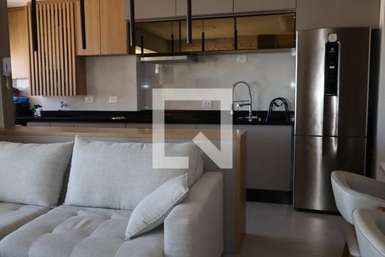 Sala de apartamento para alugar com 2 quartos, 67m² em Vila Prudente, São Paulo