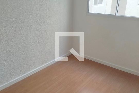 Quarto de apartamento para alugar com 2 quartos, 40m² em Inhoaíba, Rio de Janeiro