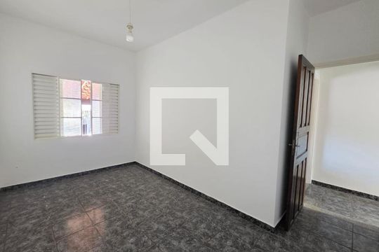 Quarto de casa à venda com 3 quartos, 128m² em Jardim Aurélia, Campinas