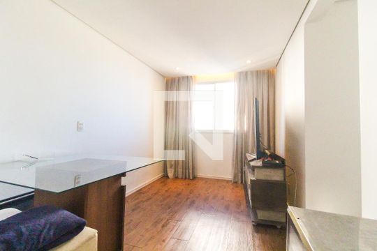 Sala de apartamento à venda com 2 quartos, 41m² em Itaquera, São Paulo