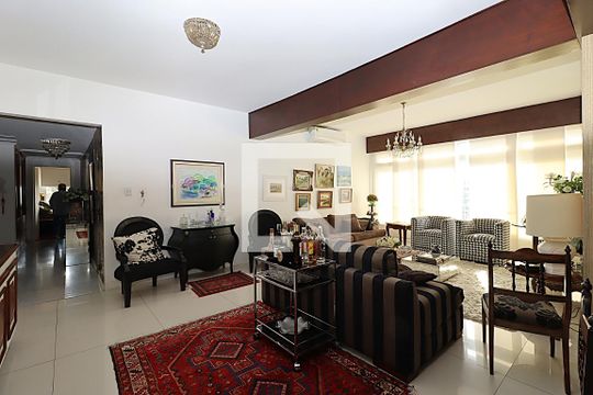 Sala de apartamento à venda com 3 quartos, 207m² em Independência, Porto Alegre
