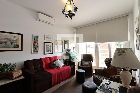 Sala de TV de apartamento à venda com 3 quartos, 207m² em Independência, Porto Alegre