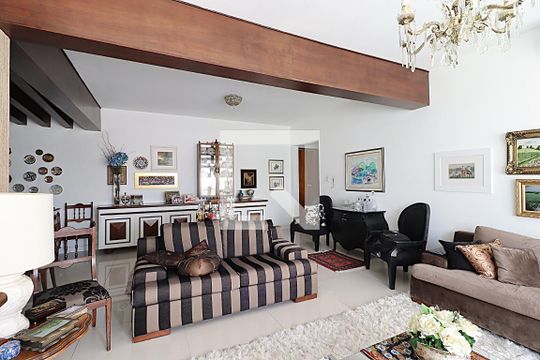 Sala de apartamento à venda com 3 quartos, 207m² em Independência, Porto Alegre