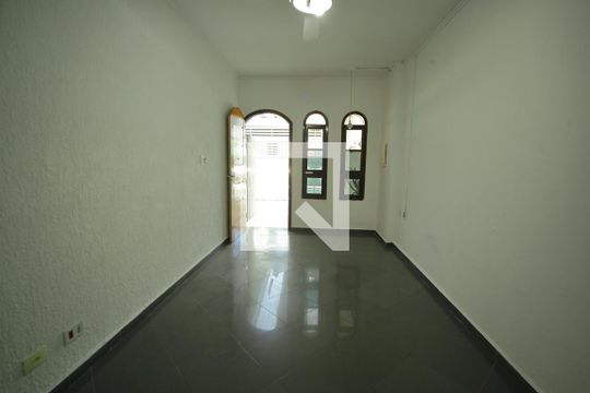 Sala de casa para alugar com 2 quartos, 137m² em Jardim Copacabana, São Bernardo do Campo