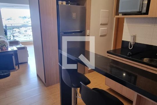 Cozinha de apartamento à venda com 1 quarto, 37m² em Centro, Guarulhos