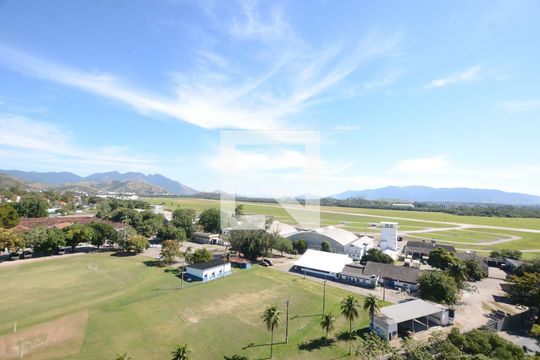 Vista da Sala de apartamento à venda com 3 quartos, 68m² em Marechal Hermes, Rio de Janeiro