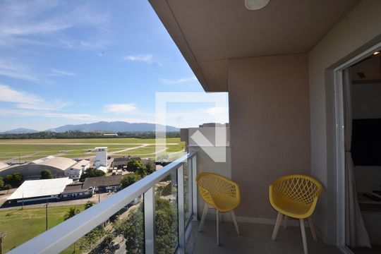 Varanda da Sala de apartamento à venda com 3 quartos, 68m² em Marechal Hermes, Rio de Janeiro
