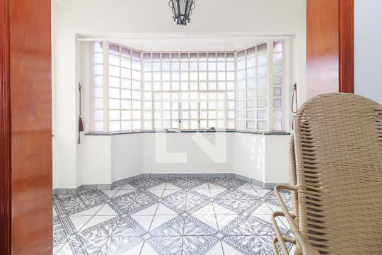 Sala de casa para alugar com 3 quartos, 250m² em Itaim Bibi, São Paulo